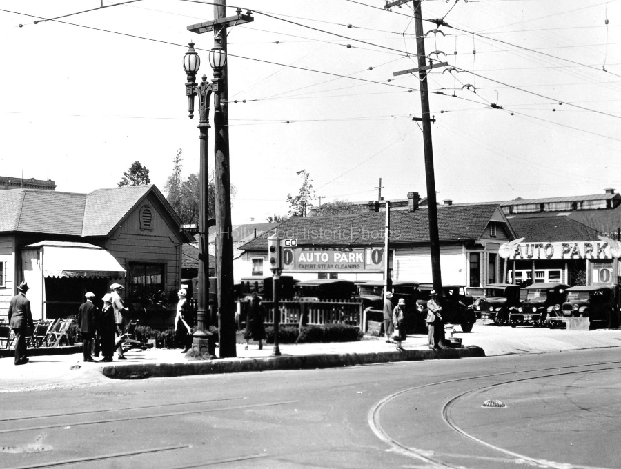 Los Angeles 1927 Northwest corner of West 5th St. and So. Flower St. wm.jpg